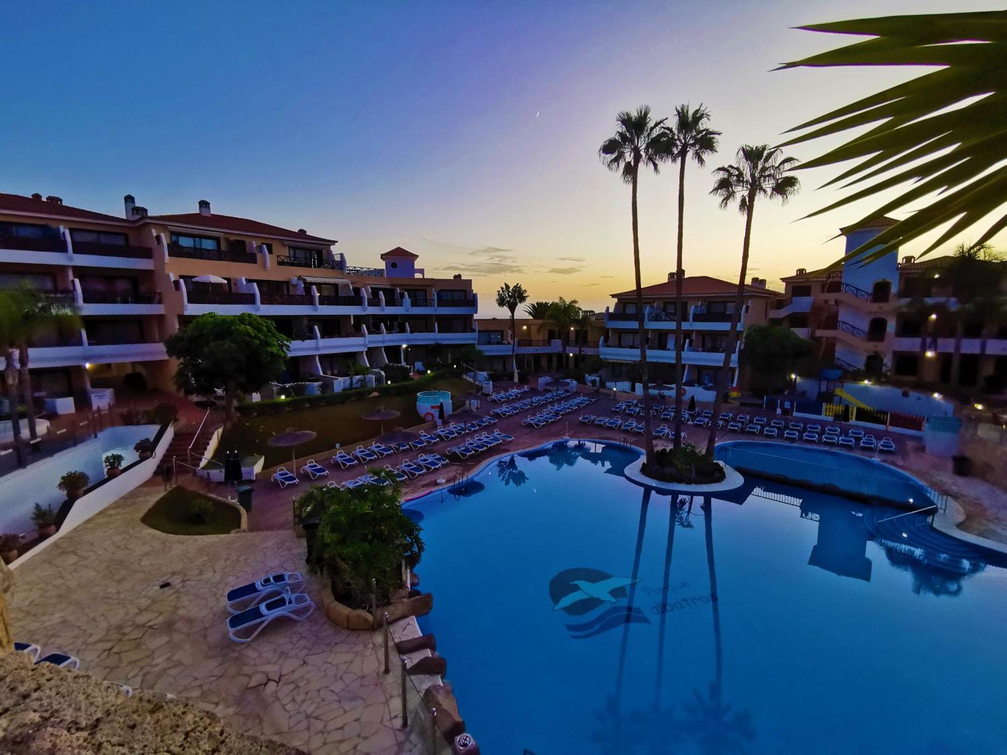 Strelitzia Apartment - Ocean View & Heated Pool San Miguel de Abona Dış mekan fotoğraf